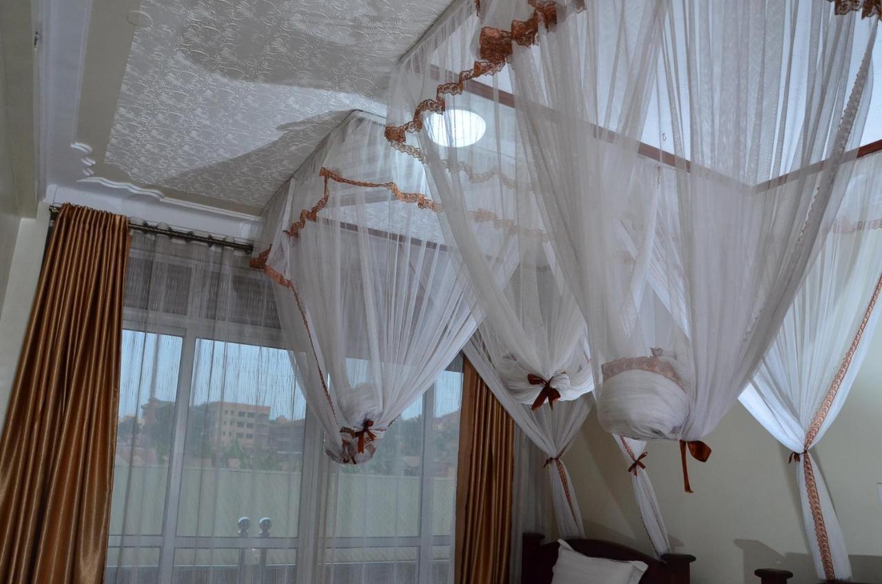 SS Hotel Kampala Bagian luar foto