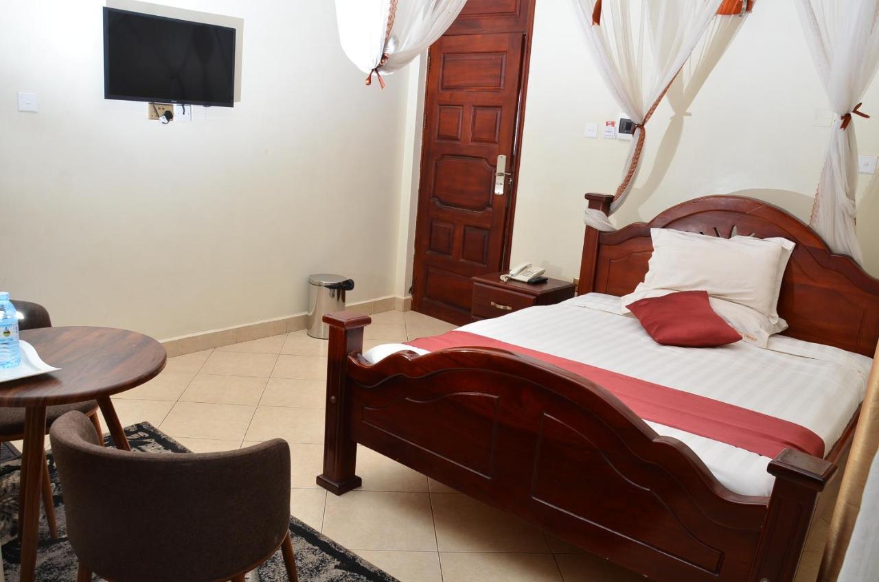 SS Hotel Kampala Bagian luar foto