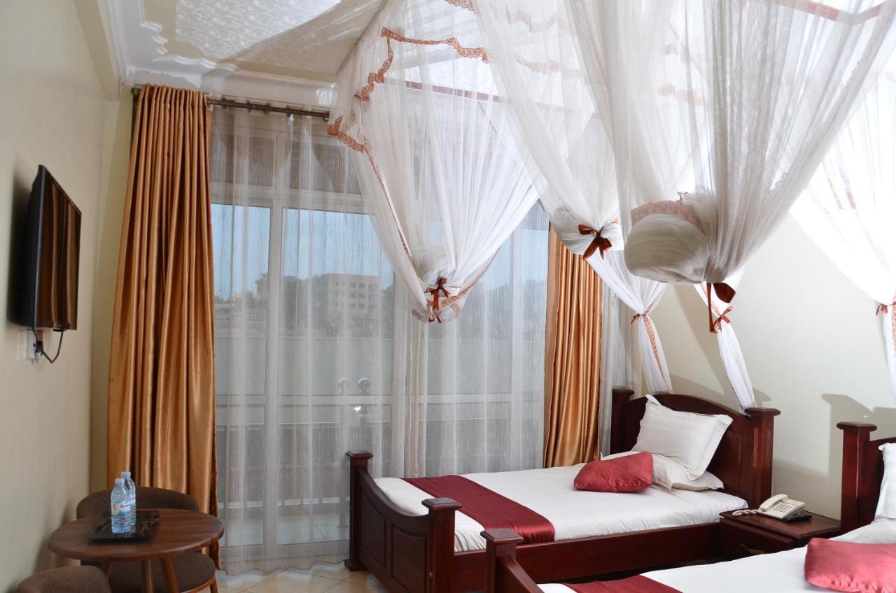 SS Hotel Kampala Bagian luar foto
