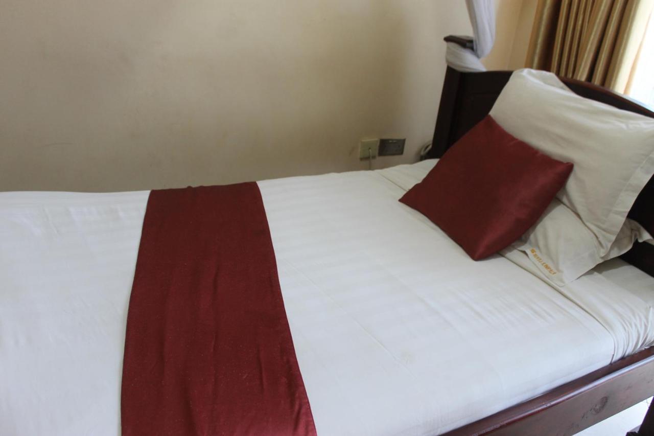 SS Hotel Kampala Bagian luar foto