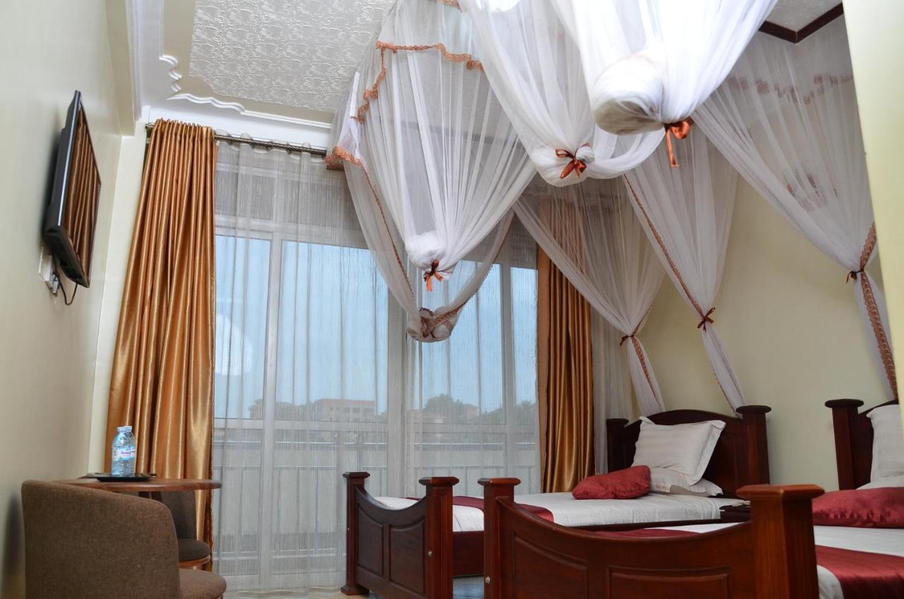 SS Hotel Kampala Bagian luar foto
